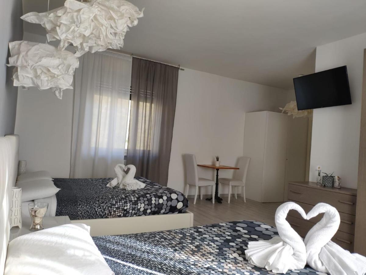Hotel Sweet House Self Check-In 24H Cavallasca Exterior foto